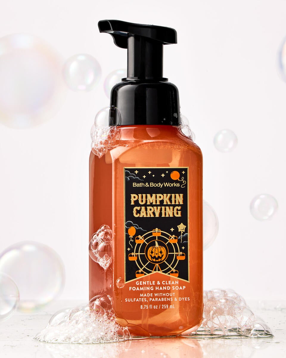 Bath & Body Works Pumpkin Carving Gentle And Clean Foaming Hand Soap