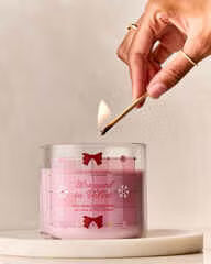 Bath & Body Works Wrapped In Velvet 3 Wick Candle