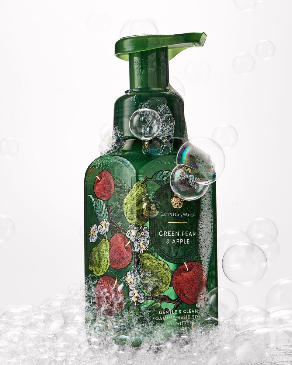 Bath & Body Works Green Pear And Apple Gentle And Clean Foaming Hand Soap