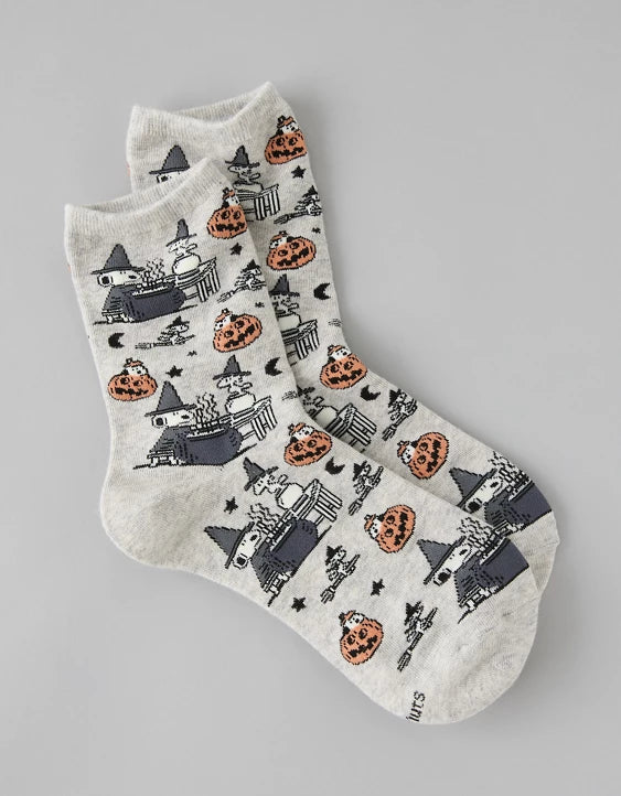 American Eagle Snoopy Cropped Crew Socks