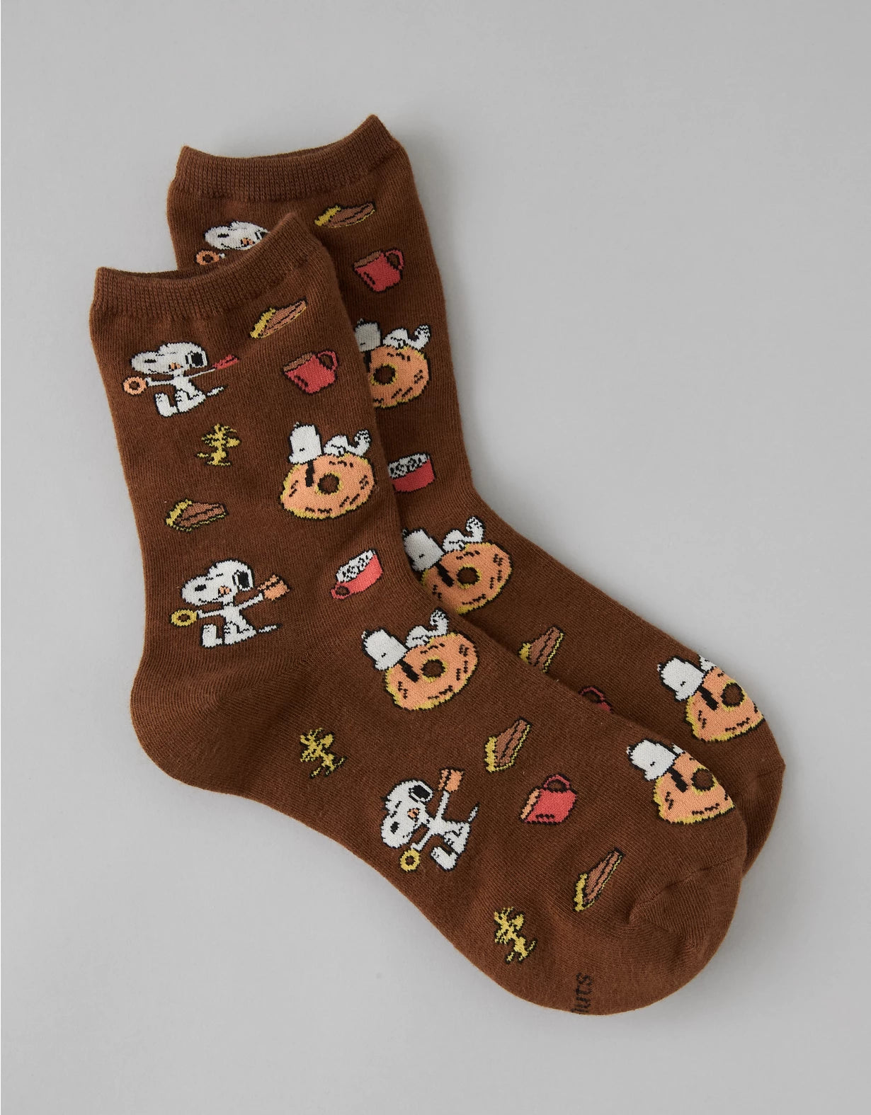 American Eagle Snoopy Cropped Crew Socks