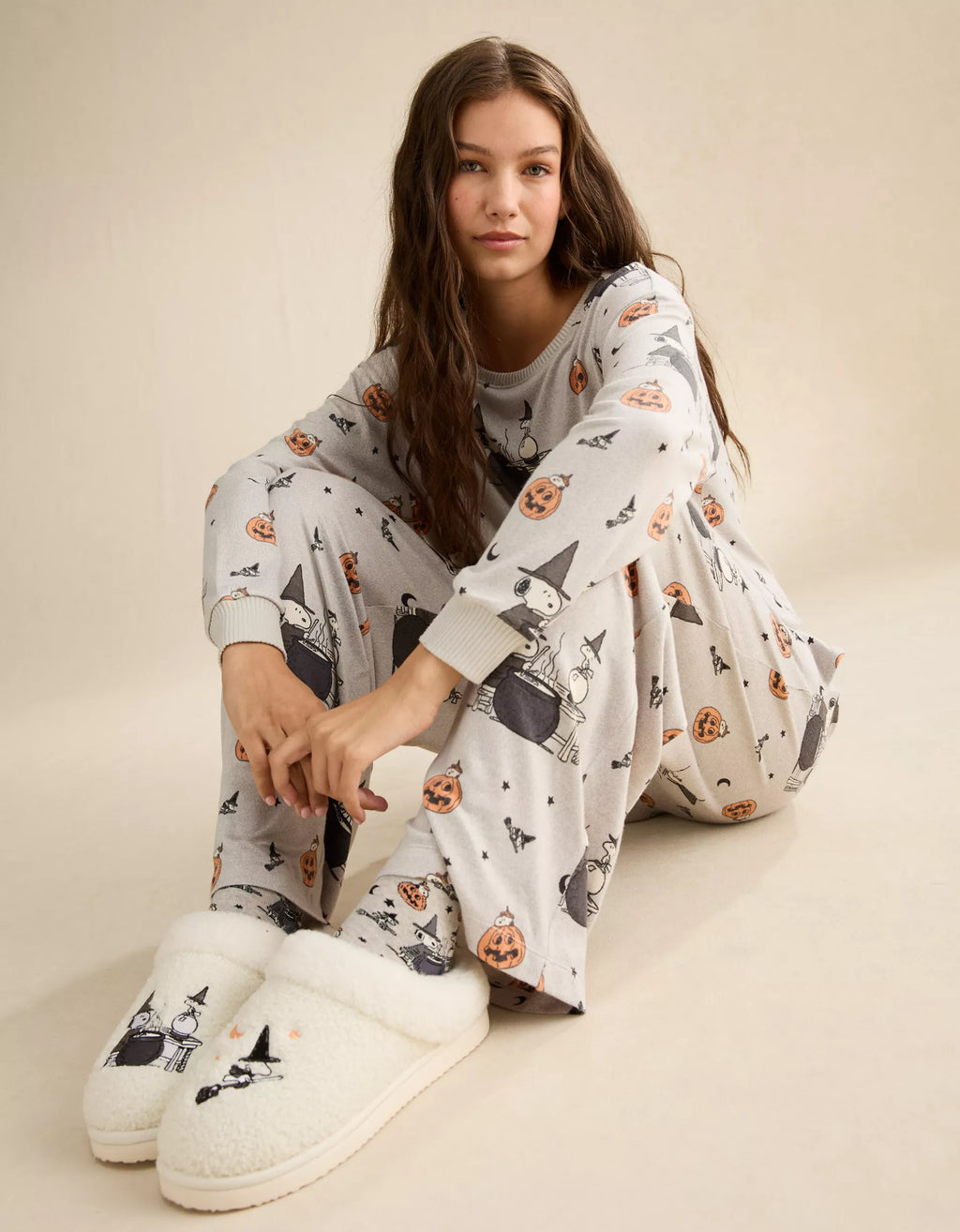 American Eagle Luxe Plush Snoopy PJ Set