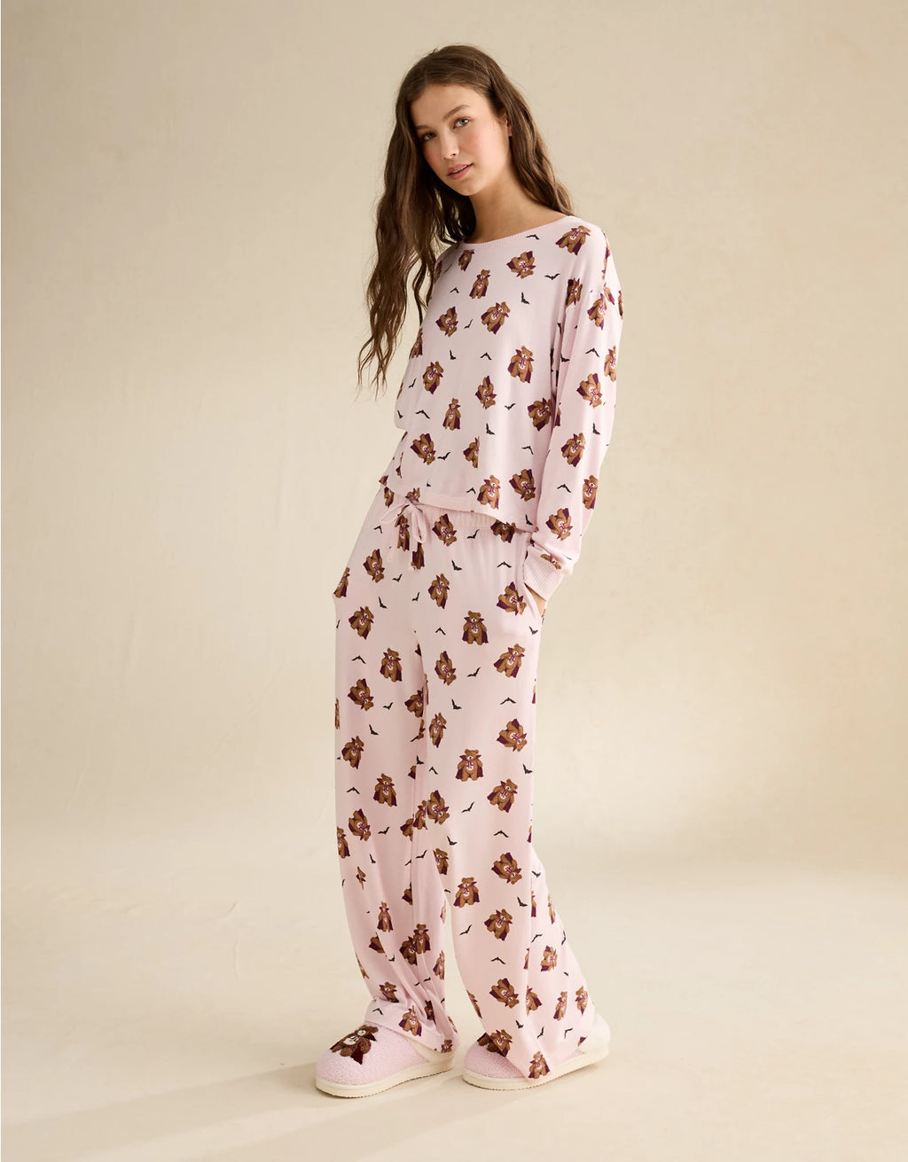 American Eagle Luxe Plush Snoopy PJ Set