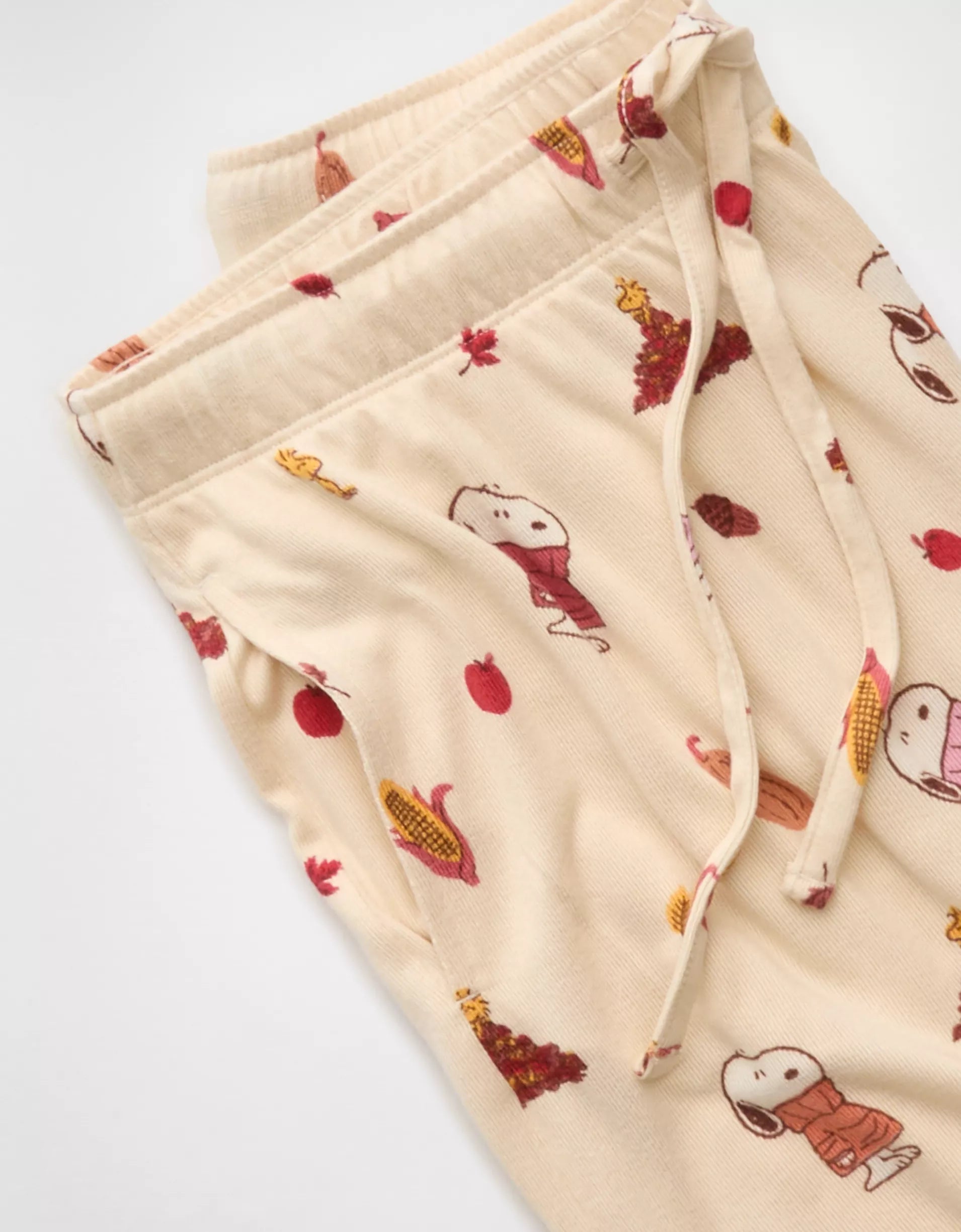 American Eagle Luxe Plush Snoopy Pajama Set