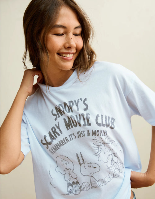 American Eagle Oversized Peanuts Halloween Graphic T Shirt