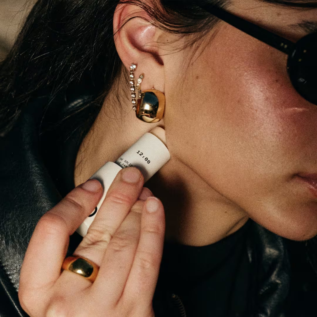 12:00 - The Solid Fragrance