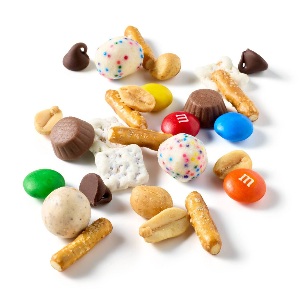 Favorite Day Loaded Ice Cream Sundae Trail Mix 8oz