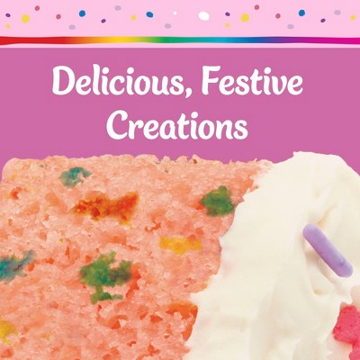 Pillsbury Funfetti Strawberry Cake Mix with Candy Bits - 15.25oz