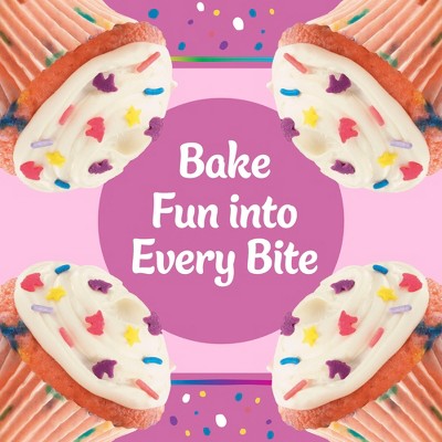 Pillsbury Funfetti Strawberry Cake Mix with Candy Bits - 15.25oz