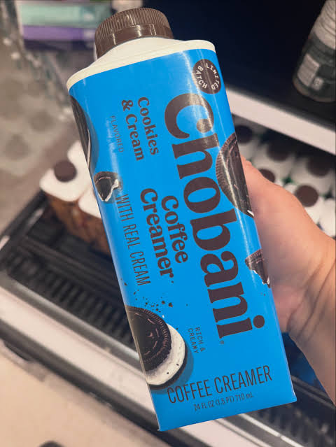 Chobani Cookies & Creme