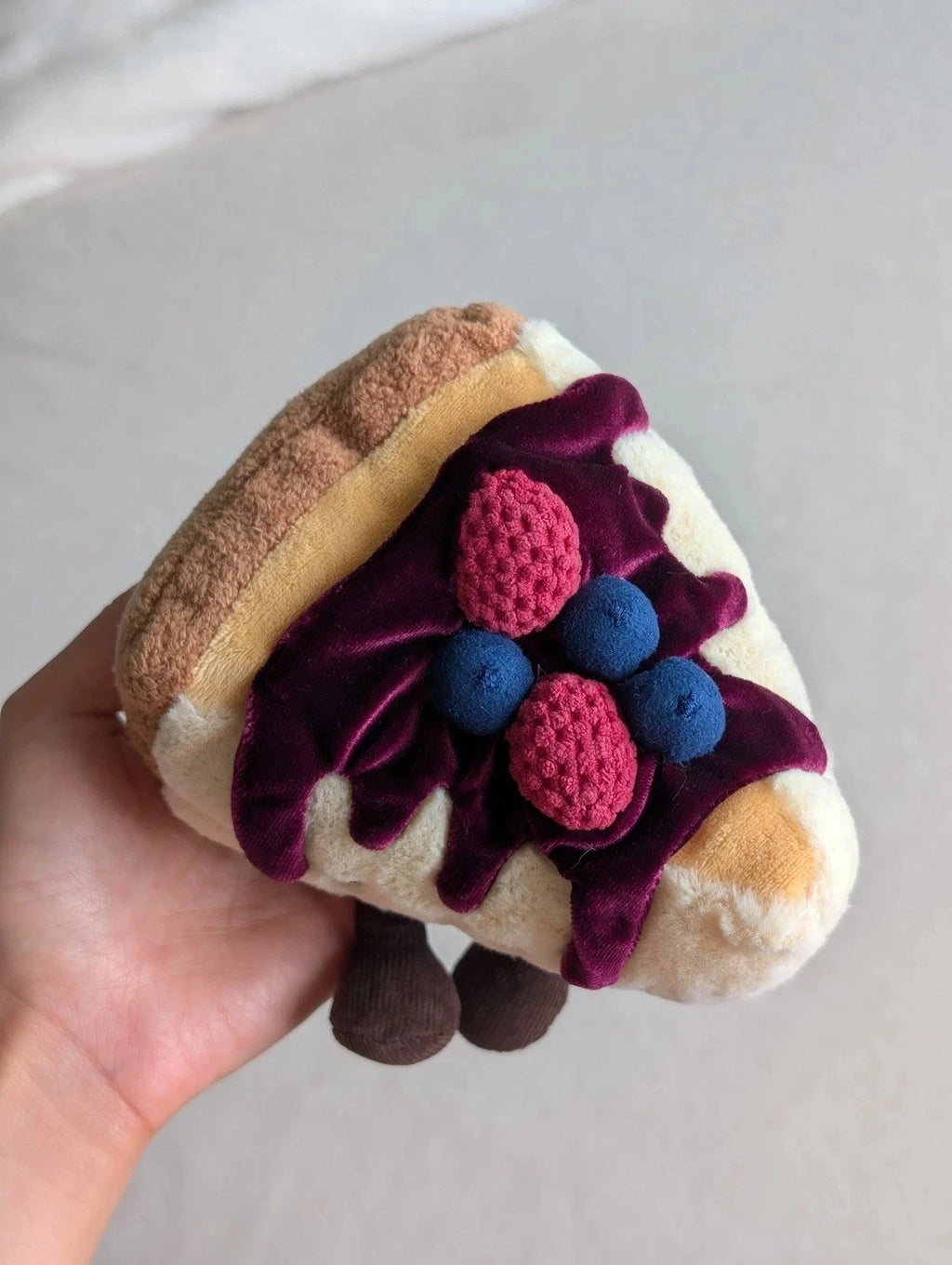 Jellycat Crember Cheesecake