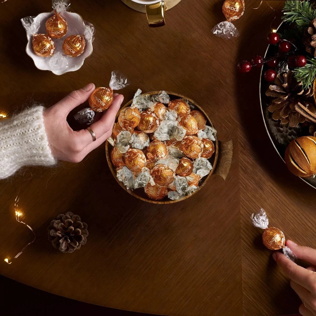 Lindt Lindor Snickerdoodle Chocolate Truffles Limited Edition